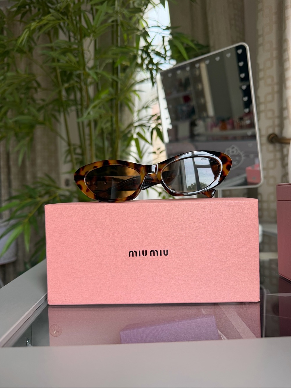Miu Miu Tortoiseshell Cat-Eye Sunglasses - Brown/Black